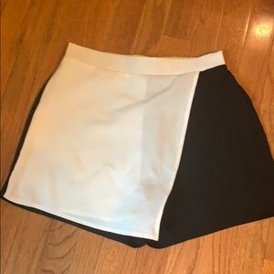 Boutique skort